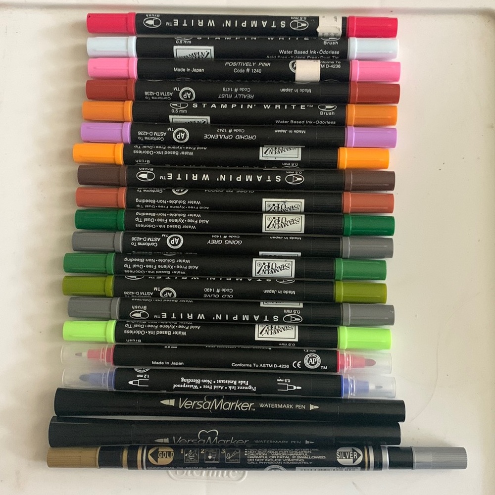 17 Stampin’ Write, 2 free Versa markers and free Gold & Silver Zig Painty.